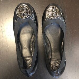 Tory Burch Caroline sz 6.5 Black Patent Leather Ballet Flats
